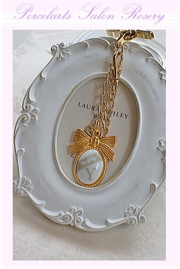 グローブホルダー